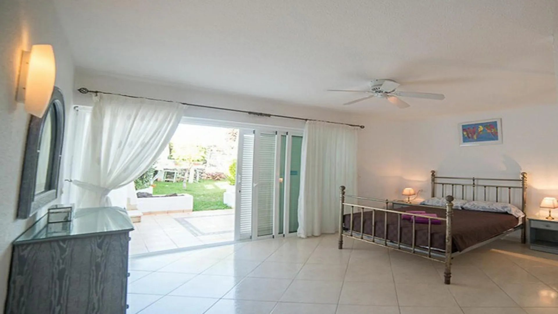 Spacious 3-Bedroom Beach Bungalow Costa Adeje  Villa Costa Adeje (Tenerife)