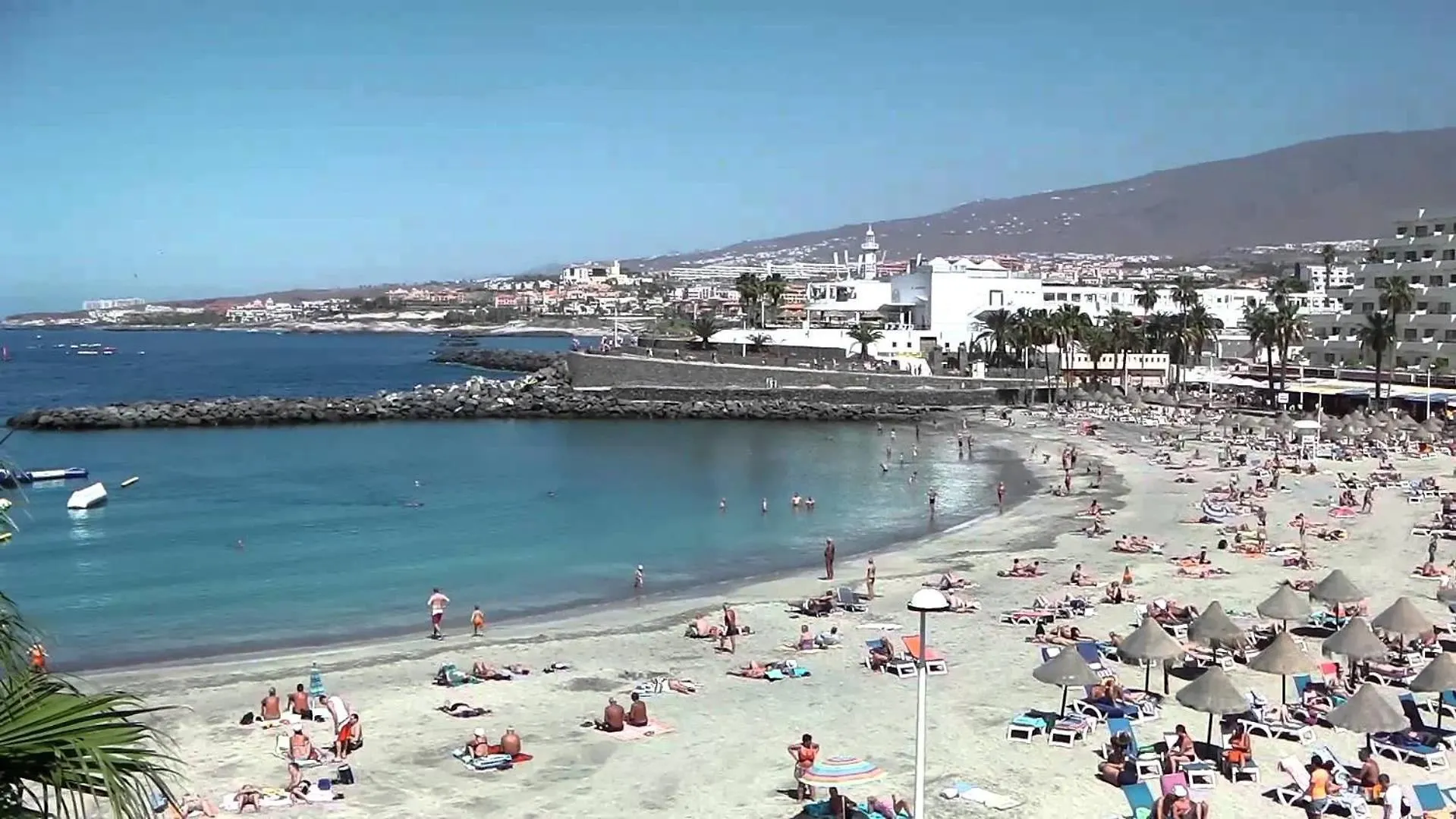 Spacious 3-Bedroom Beach Bungalow Costa Adeje  0*, Costa Adeje (Tenerife)